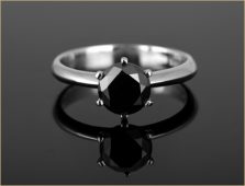 verenicko prstenje sa crnim dijamantom